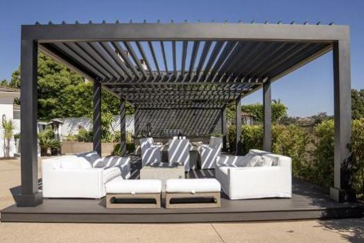 Solace Louvered Pergola are engineered to offer superior functionality and performance during challenging climates in snow, intense heat and humidity.