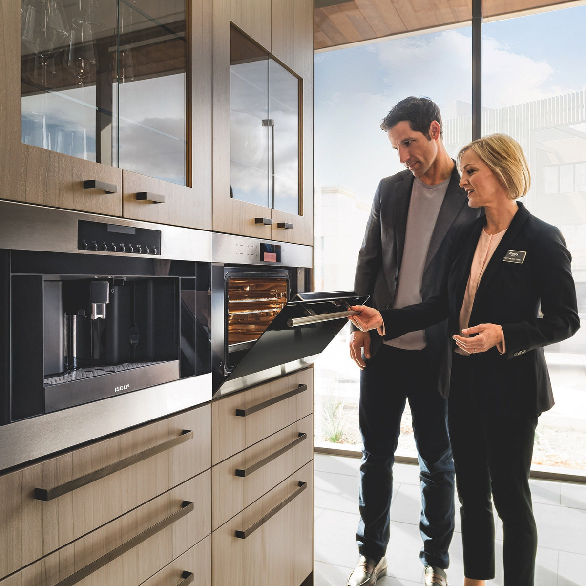 WOLF - 36&quot; Dual Fuel oven - 4 Burners and Infrared Char broiler (DF36450C/S/P)